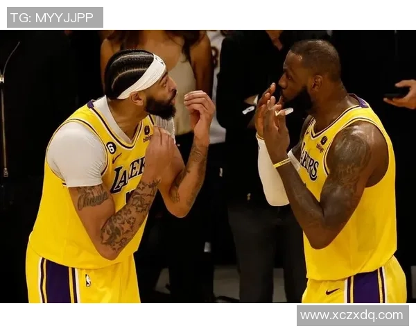 文班亚马惊艳三节砍31分11板湖人记者调侃舅舅梗聊起洛城法餐